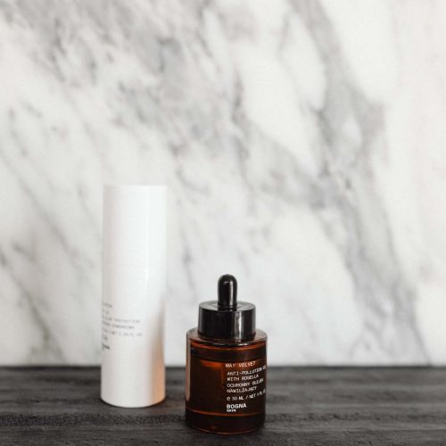 kaboompics_chic-essence-a-curated-collection-of-ugc-chanel-inspired-imagery-34917